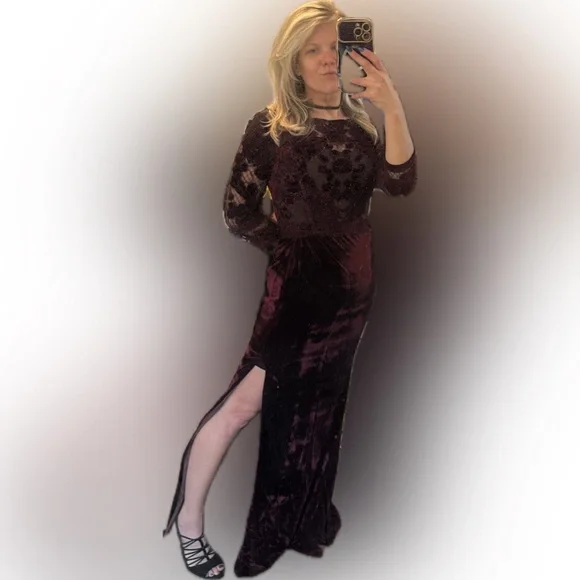 marchesa notte embroidered velvet dress Marchesa Notte Velvet Taffeta Gown main image 0